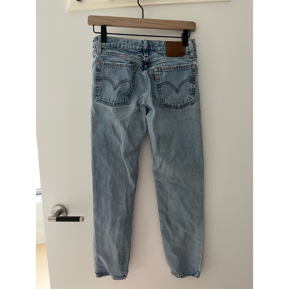 Levi's Premium Wedgie Straight Jean size 24 - Picture 2 of 5
